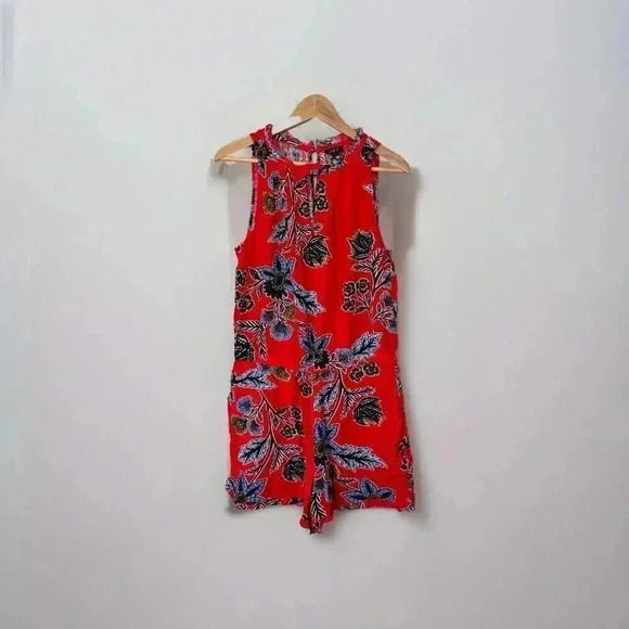 LOFT Pants - Loft Ann Taylor Red Floral Sleeveless Romper Shorts Jumpsuit Keyhole Size Medium
